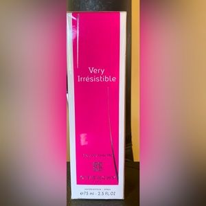 Givenchy Very Irresistible Eau de Toilette 2.5 Fl Oz